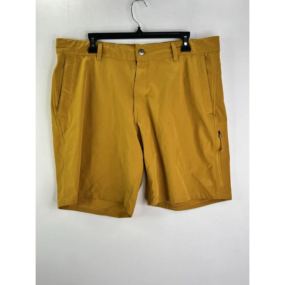 The North Face Shorts Men 38 Yellow Rolling Sun Flashdry Pockets Hiking NF0A3T2Q